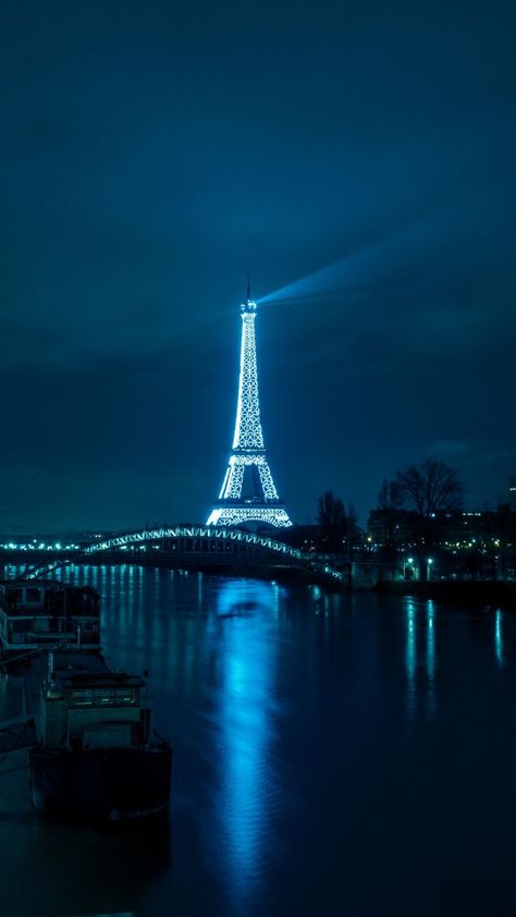 Eiffel Tower 4K Wallpapers Eiffel Tower Night, France Wallpaper, Eiffel Tower Lights, Paris Tower, Eiffel Tower At Night, France City, Paris Tour, Paris Wallpaper, Image Background