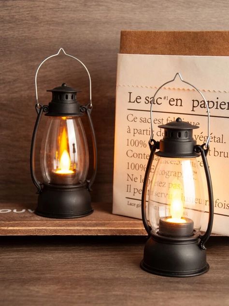 Kerosene Lamp Decor Ideas, Kerosine Lamps, Witch Lamp, Kerosene Lamp Wall, Vintage Kerosene Lamps, Oil Lamp Centerpiece, Vintage Oil Lamp, Table Lanterns, Night Table Lamps