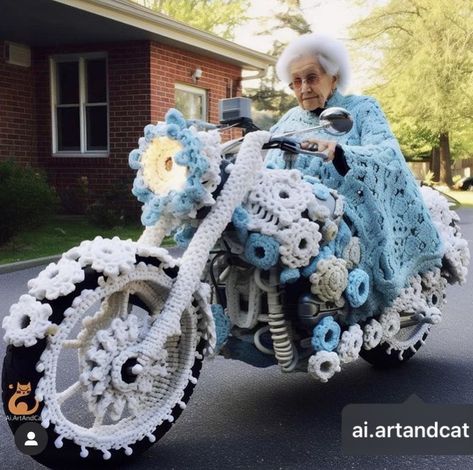 Crochet Table, Crochet Table Runner, Quick Crochet, Old Woman, Fun Crochet Projects, Crochet Inspiration, Diy Crochet Projects, Really Funny Pictures, Crochet Animals