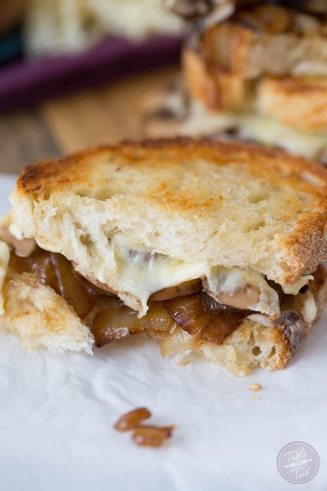 An easy sandwich to put together but the flavors will make it seem as if you spent all day making it! The caramelized onions bring a sweet and unique flavor that helps make this sandwich irresistible! Get this caramelized onion, mushroom, and swiss cheese melt on your table! Caramelized Onion Grilled Cheese, Onion Grilled Cheese, Sandwiches Recipes, Grilled Cheese Sandwiches, Mushroom And Onions, Grilled Sandwich, Caramelized Onion, Cheese Sandwich, Grilled Cheese Sandwich