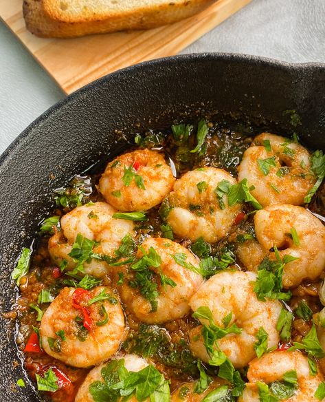 Chilli Garlic Prawns - Romina's Little Corner Asian Chilli Garlic Prawns, Garlic And Chilli Prawns, Fresh Prawn Recipe, Italian Prawns, Cooked Prawn Recipes, Baked Prawns, Garlic Prawns Recipe, Chilli Garlic Prawns, Chilli Prawns