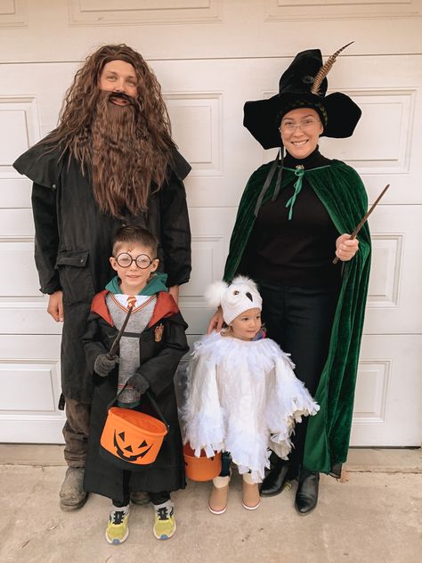 Group Harry Potter Costume Ideas, Family Costumes Harry Potter, Family Of 4 Harry Potter Costumes, Crookshanks Costume, Harry Potter Costume Family, Diy Hagrid Costume, Hagrid Costume Diy, Family Harry Potter Costumes With Baby, Harry Potter Family Halloween Costumes