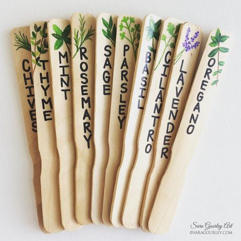 Herb Signs, Garden Markers Diy, Paint Stirrers, Diy Marker, Penanda Buku, Herb Markers, Garden Labels, Plant Labels, Garden Markers