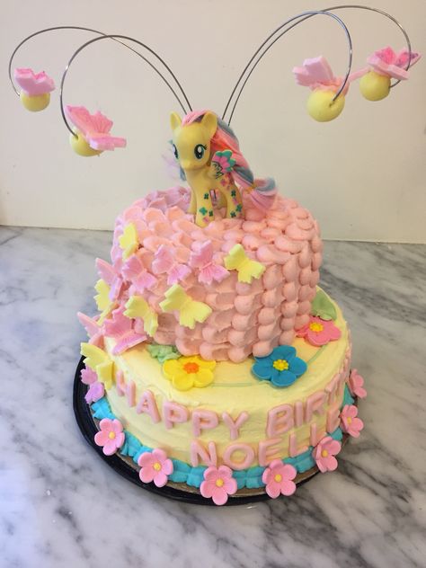 Fluttershy cake Fluttershy Cake, Cake Pony, Mlp Cake, My Little Pony Cake, Little Pony Cake, Pony Cake, My Little Pony Party, Pony Birthday, Pony Party