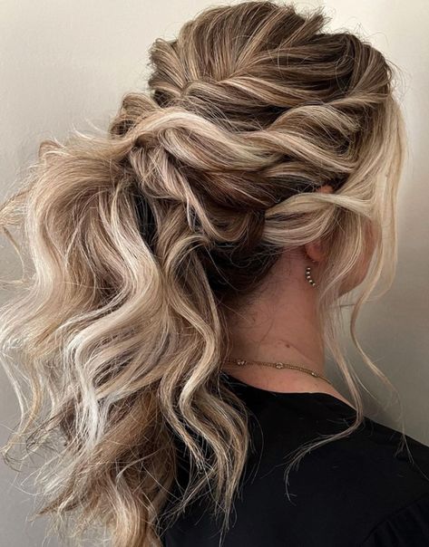 Voluminous Pony Bridesmaids Hairstyle For Medium Length Hair Updo Hair Medium Length, Hairstyles For Spaghetti Strap Bridesmaid Dress, Fancy Ponytail Medium Length Hair, 2024 Hoco Hair, Cool Bridesmaid Hair, Homecoming Updos For Medium Length Hair, Medium Length Formal Hairstyles Updo, Formal Pony Tailed Hairstyle, Hair Do For Fine Hair