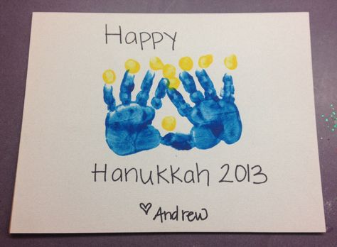 Hanukkah menorah toddler art.    -Repinned by Totetude.com Hanukkah Lessons, Hanukkah Crafts For Kids, Hanukkah Preschool, Hannukah Crafts, Hanukkah Diy, Hanukkah Activites, Hanukkah For Kids, Hanukkah Art, Christmas Art For Kids