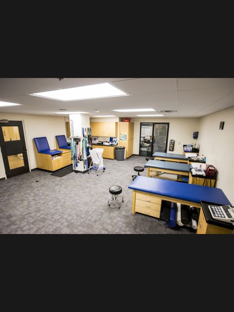 Training room, Soka Athletics Athletic Training Room Design, Athletic Training Room, Physiotherapy Room, Aquatic Design, Twin Baby Shower Gifts, West Gate, Training Room, Career Vision Board, Hospital Room