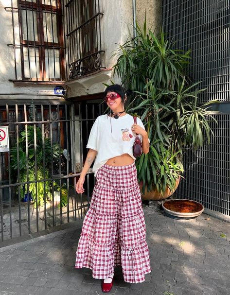 Skirts | Bershka Checkered Maxi Skirt Outfit, Bershka Outfit, Checkered Outfit, Euro Fashion, Maxi Skirt Outfit, Maxi Skirt Outfits, Baggy Trousers, Skirts Women, Womens Maxi Skirts