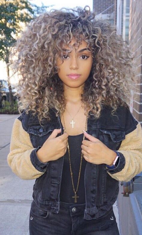 Blonde Curly Hair, Gray Hair Highlights, Beautiful Curly Hair, Human Virgin Hair, Curly Girl Hairstyles, Long Curly Hair, Long Curly, Natural Curls, Big Hair