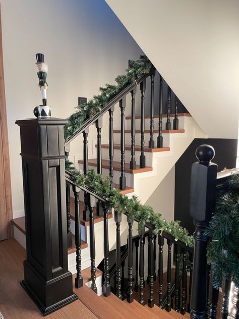 Stairs Wooden, Stairs Christmas, Christmas Hallway, Stairs Hallway, Black Railing, Christmas Stairs, Black Stairs, Stair Rail, Wooden Stairs