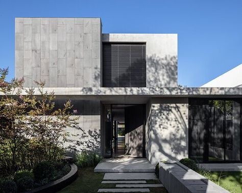 Brutalist Home, Front Door Entrance Ideas, Outdoor Aesthetic, Front Door Entrance, Biggie Smalls, The Local Project, Street House, Home Exterior, Local Design