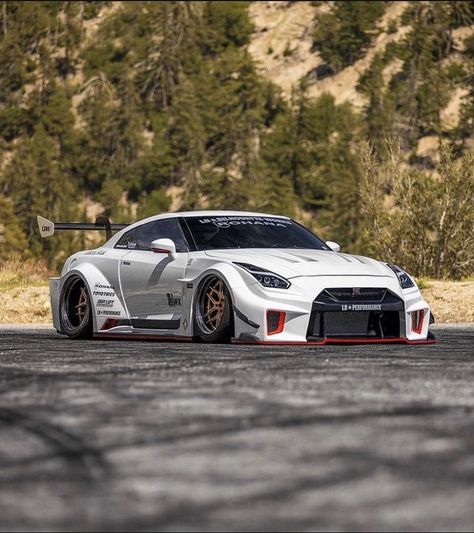 Gtr R36 Skyline, Gtr R35 Modified, Cars Wrapped, Nissan Skyline R35, Skyline R35, Car Obsession, Nissan Gtr Wallpapers, Nissan Gtr R34, Gtr Car