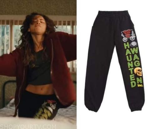 Euphoria: Season 2 Episode 3 Rue's Black "Haunted Wagon" Printed Sweatpants | Shop Your TV Rues Style Euphoria, Rue Bennett Costume, Rue Euphoria Aesthetic Outfits, Rue Euphoria Outfits Inspired, Rue Bennett Aesthetic Outfits, Euphoria Fashion Rue, Rue Bennett Outfit Ideas, Rue Euphoria Outfits Halloween, Rue Inspired Outfits