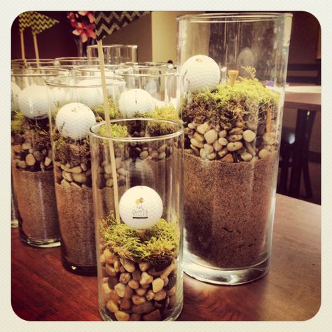 Differing height vases, sands, rocks, grass Very Arizona desert course. Add a little baby cactus or a succulent. Golf Centerpieces, Golf Party Foods, Golf Fundraiser, Golf Theme Party, Event Centerpieces, Golf Party Decorations, Golf Wedding, Golf Decor, Golf Event