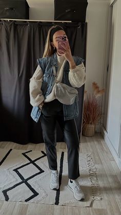 Fashion: #fashion, #style, #outfitinspiration, #beauty Outfits With Jean Vests For Women, Outfits With A Jean Vest, Oversize Denim Vest Outfit, Jean Vest Styling, Denim Vest Winter Outfit, Denim Gilet Outfit Women, Jean Vest Outfits Winter, Jeans Vest Outfits For Women, Jean Vest Outfits For Women