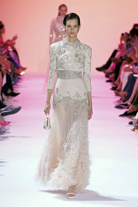 Georges Hobeika Fashion show, Runway, Couture, Fall Winter 2023, Paris Fashion Week, Runway Look Georges Hobeika 2023 Haute Couture, Haute Couture Georges Hobeika, Georges Hobeika Ready To Wear, George’s Hobeika Bridal, Georges Hobeika Fall 2022, Off White Fashion, Paris Fashion Week Runway, Museum Fashion, Georges Hobeika