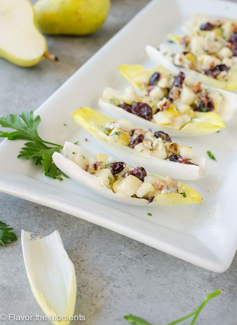 Endive Salad Bites with Pears, Blue Cheese, and Pecans are an easy, yet elegant appetizer that's perfect for holiday entertaining!  {GF, Vegetarian} Thanksgiving Appetizers Finger Foods, Endive Appetizers, Salad Bites, Best Thanksgiving Appetizers, Endive Salad, Thanksgiving Appetizers Easy, Thanksgiving Appetizer Recipes, Fall Appetizers, Elegant Appetizers