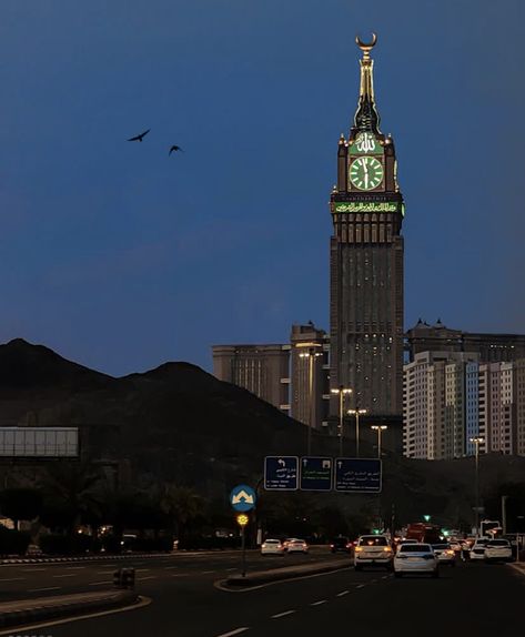 Hajj Aesthetic, Makkah Aesthetic, Praise Aesthetic, Islam Photography, Mecca Beauty, Mecca Madinah, Hipster Photography, Saudi Arabia Culture, Best Pov