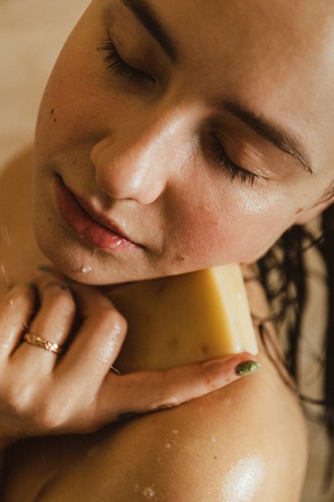 Natural skin, soap beauty campaign with model in shower - marketing how to shoot product? product photography - creative agency curious flamingo Soap Commercial Photography, Soap Model Photography, Shower Model Photography, Bar Soap Product Photography, Soap Product Shoot, Natural Soap Photography, Soap Product Photography, Soap Photoshoot, Soap Branding