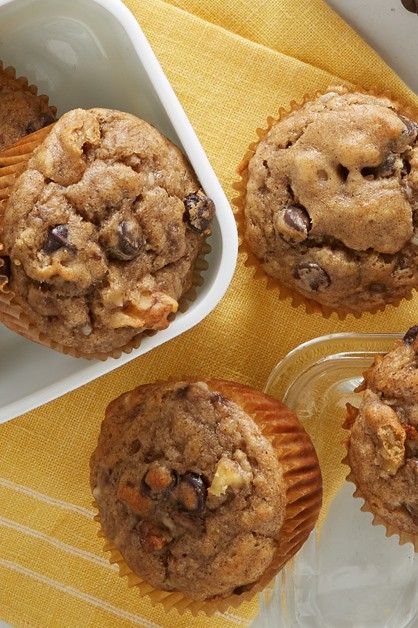 Cottage Cheese Muffins, Chocolate Chip Banana Muffins, Banana Muffins Recipe, Daisy Brand, Brunch Desserts, Chocolate Banana Muffins, Paleo Banana, Banana Muffin Recipe, Banana Walnut