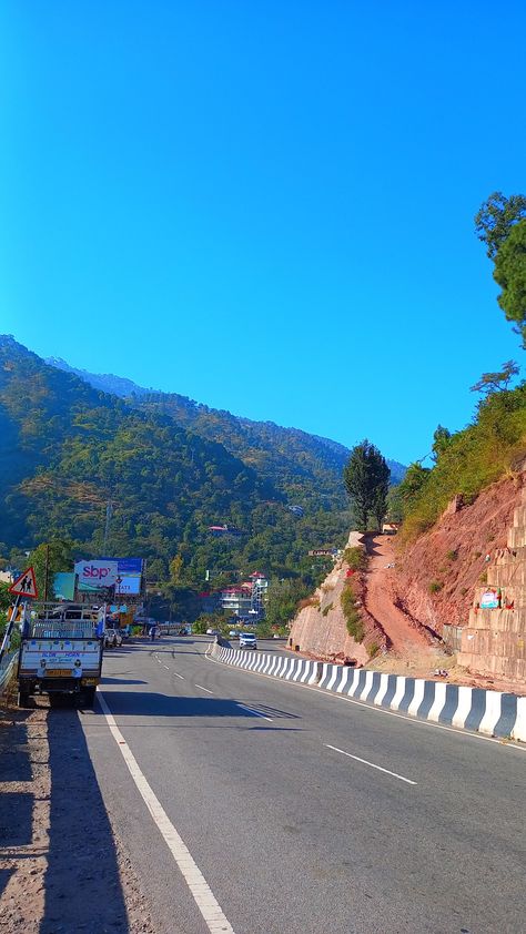 Beautiful view of Hills Brown Eyes Aesthetic, Car Rally, Eyes Aesthetic, Blur Photography, Snap Chat, Shimla, Himachal Pradesh, Chandigarh, Mobile Photography