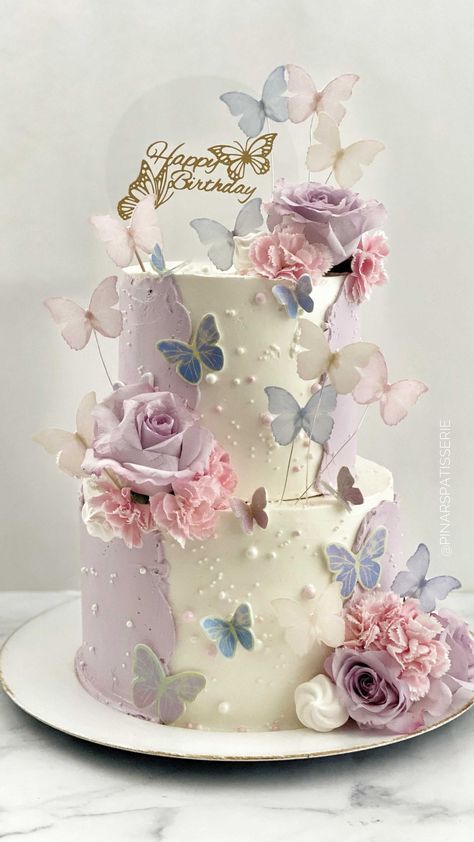 pinarspatisserie on Instagram: Happiest 1st birthday to Valentina! ✨🦋 . . . . . . . . . . . . . . . . #royalicingflowers #rosecookies #weddingcookies #floralcookies… 50 Years Birthday Cake, Ribbon Aesthetic, Butterfly Wedding Cake, Flower Cake Design, Modern Birthday Cakes, Butterfly Birthday Cakes, Royal Icing Flowers, Birthday Dessert, Rose Cookies