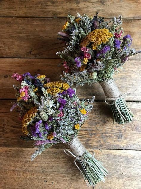 Natural Wedding Flowers, Dried Flowers Wedding, Fleurs Diy, Rustic Bouquet, Wildflower Bouquet, Diy Wedding Flowers, Rustic Flowers, Ceremony Flowers, Natural Wedding