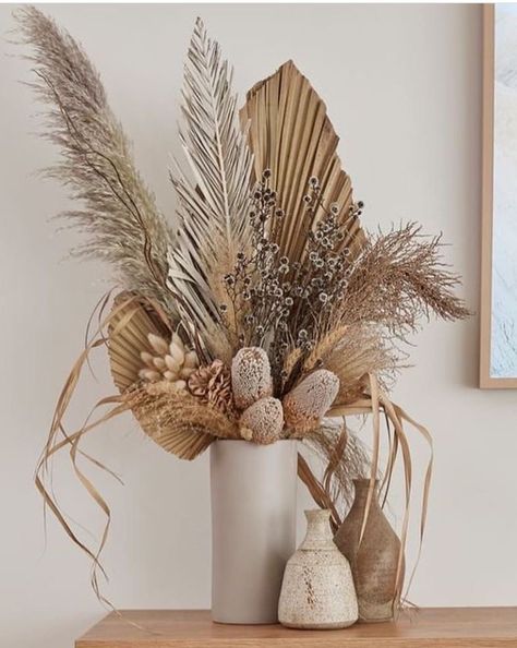 Palm Leaf Decor, Dried Plants, Grass Decor, Deco Boheme, White Vase, Deco Floral, Dried Floral, Dried Flower Bouquet, Dried Flower Arrangements