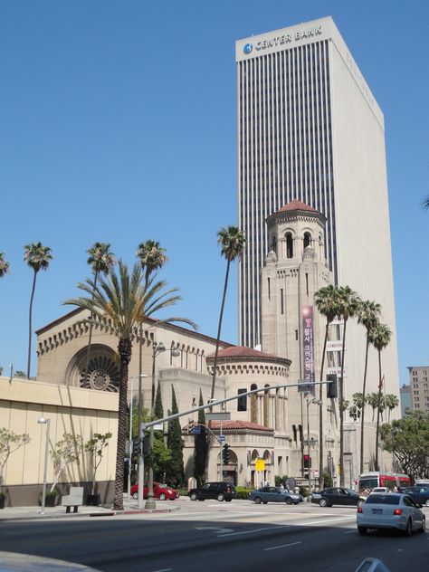 Koreatown Los Angeles, Angeles Aesthetic, Los Angeles Aesthetic, Miracle Mile, Springfield Illinois, Revival Architecture, Fall Break, Life Insurance Companies, In And Out Movie