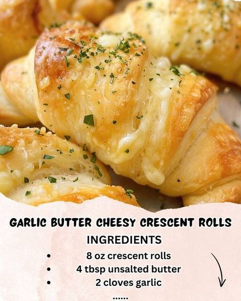 (20+) RECIPES MARIA - Garlic Butter Cheesy Crescent Rolls Ingredients:... | Facebook Cheesy Garlic Crescent Rolls, Garlic Crescent Rolls, Cheesy Crescent Rolls, Sicilian Pizza, Crescent Roll, Crescent Rolls, Garlic Butter, Unsalted Butter, 1 Cup