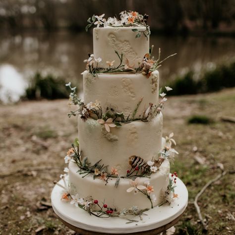 Woodland Enchanted Forest Wedding Cake I handcrafted each of the tiny wildflowers and berries you see here on the cake out of gum paste. I... Woodsy Wedding Cake, Forest Theme Wedding Cake, Enchanted Forest Wedding Cake, Forest Wedding Cake, Forest Themed Wedding, Wedding Cake Forest, Woodland Wedding Cake, Forest Theme Wedding, Enchanted Forest Wedding