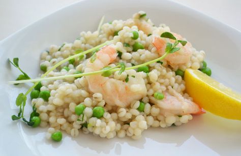 Barley risotto 3 Barley Risotto with Shrimp and Peas Shrimp And Peas, Risotto With Shrimp, Mushroom Barley Soup, Seafood Dinners, Shrimp Risotto, Barley Risotto, Cold Weather Comfort Food, Riced Veggies, Dried Lentils