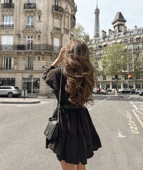 Woman In Black Dress Aesthetic, Rich Black Dress Aesthetic, Black Dress Paris Aesthetic, Faceless Girl Dream, Black Hair Girl Summer Aesthetic, Black Haired Girl Aesthetic Faceless, Charlotte Dalessio, Girl In Paris, Miss Perfect