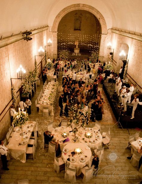 Reception venue with old world charm in Oaxaca Oaxaca Wedding, Wedding Reception Layout, Reception Layout, Wedding Table Seating, Wedding Reception Seating, Spanish Wedding, Boda Mexicana, Destination Wedding Mexico, Wedding Party Table