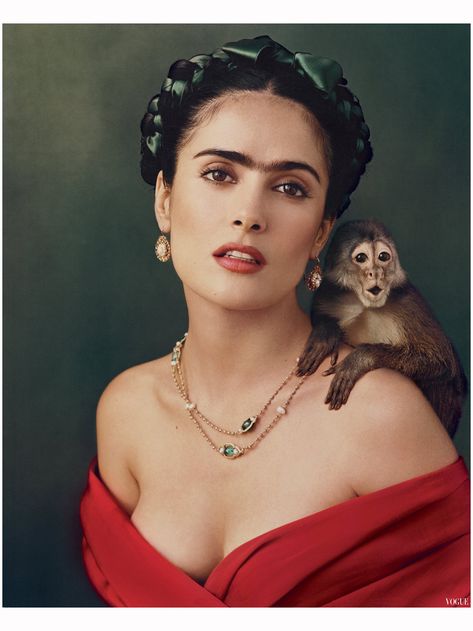 Salma Hayek as Frida Kahlo - Vogue, October 2002 Photo Annie Leibovitz Frida Kahlo Salma Hayek, Annie Leibovitz Portraits, Annie Leibovitz Photos, Annie Leibovitz Photography, Best Portrait Photographers, Selma Hayek, Frida Art, Frida Kahlo Art, Annie Leibovitz