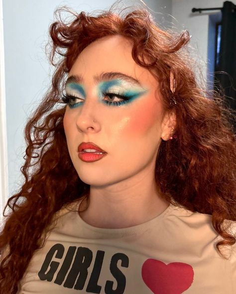 chappell roan backstage in st petersburg, FL at jannus live for the midwest princess tour 2024. via MUA, ali.scharf on ig.  may 19th, 2024 Chapelle Roan Makeup, Chapel Roan Makeup, Chappel Roan Makeup, Chappell Roan Makeup, Chapple Roan, Chapel Roan, Chapelle Roan, Chapell Roan, Chappel Roan