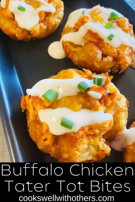 tater tot cups filled with buffalo chicken Tater Tot Cups, Tator Tot Recipe, Buffalo Chicken Cups, Tater Tot Appetizers, Muffin Cups Recipes, Gluten Free Party Food, Tater Tot Recipes, Coleslaw Recipe Easy, Chicken And Cheese