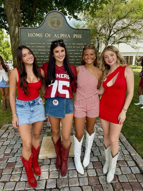 #gameday #gamedayinspo #gamedayoutfit #oklahoma #alphaphi #sorority #sororitygameday Unc Chapel Hill Game Day Outfit, University Of Arkansas Game Day Outfit, College Core, College Gameday Outfits, Gameday Outfits, Unc Chapel Hill, College Gameday, College Game Days, College Fits