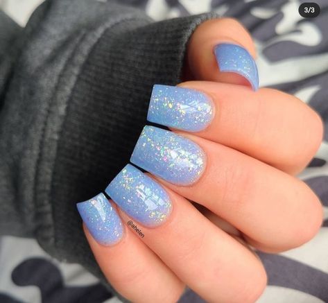 Baby Blue Glitter Nails, Periwinkle Nails, Pastel Blue Nails, Nail Dipping Powder Colors, Blue Glitter Nails, Light Blue Nails, Baby Blue Nails, Dip Nails, Minimal Nails