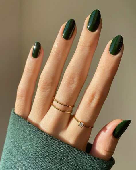 Nails 2024 Dark Green Nails, Casual Nails, Green Nail, Autumn Nails, Nails 2024, Elegant Nails, Funky Nails, Chic Nails, Nail Kit