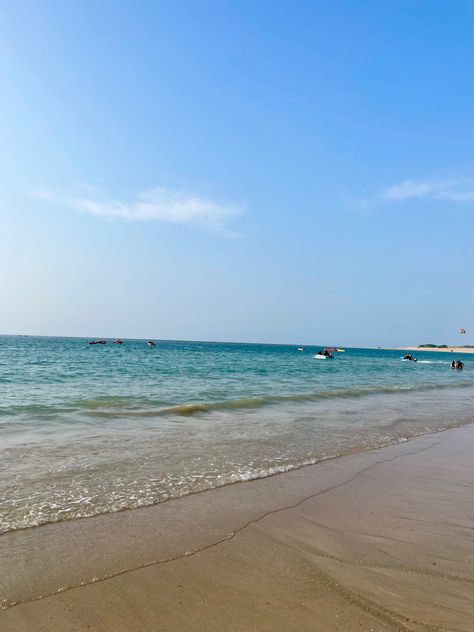 જુવો શિવરાજપુર બીચ નો ખુબસુરત નજારો See the beautiful view of Shivrajpur beach 🏖 near Dwarka of Gujarat. #shivrajpurbeach #beach #dwarka #beachlife #gujarattourism #exploregujarat #travelphotography #evening #beachvibes #incredibleindia #gujaratdiaries #gujarat Shivrajpur Beach Dwarka, Shivrajpur Beach, Beautiful View, Incredible India, Travel Aesthetic, Beach Photography, Beach Life, Beautiful Views, Beach Pictures