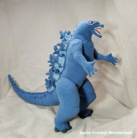 Crochet Godzilla Amigurumi, Crochet Godzilla Pattern, Godzilla Crochet Pattern Free, Godzilla Crochet Pattern, Crochet Godzilla, Sock Creatures, Crochet Dinosaurs, Godzilla Monsterverse, Amigurumi Knitting