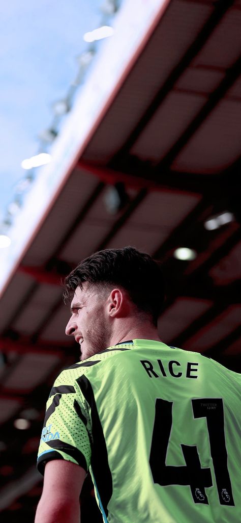 Arsenal Wallpapers Iphone, Declan Rice Wallpaper, Rice Wallpaper, Rice Arsenal, Arsenal 2023, Arsenal Fc Players, Arsenal Photo, Arsenal Football Shirt, Football Guys