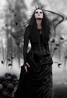 Dark Queen, Gothic Steampunk, Dark Gothic, Gothic Beauty, Shooting Photo, Victorian Gothic, Dark Beauty, Dark Fashion, Goth Fashion