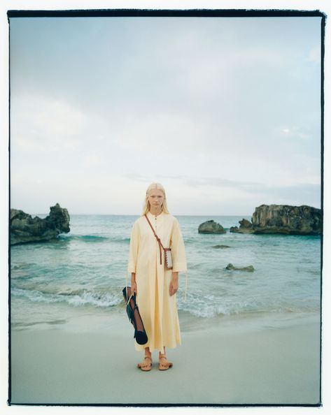 Jil Sander Summer, Beach Campaign Editorial, Jil Sander Editorial, Summer Campaign Fashion, Nikki Mcclarron, Jil Sander Campaign, Beach Campaign, Neutral Knitwear, Beach Fashion Shoot