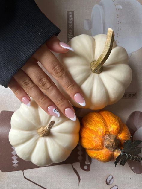 Ghost Nails Acrylic, Halloween Nail Colors, Fall Almond Nails, Ghost Nails, Acrylic Nails Almond Shape, Fall Gel Nails, Colored Acrylic Nails, Summery Nails, French Acrylic Nails