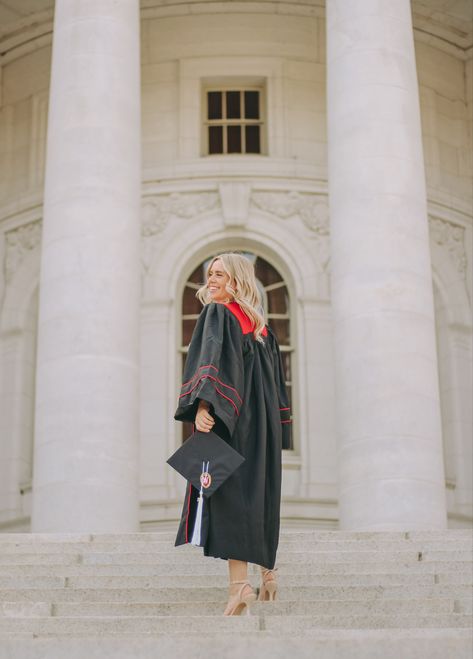 Uw Madison Graduation Pictures, Uw Madison Graduation, Graduation Picture Ideas, Graduation Pic Ideas, Graduation Pic, Grad Pictures, Grad Pic, Student Photo, Graduation Pics