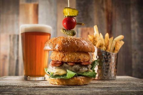 burger with fries and a beer Homemade Beef Burgers, Juicy Hamburgers, Tomato And Cheese, Beef Burger, Delicious Burgers, Fried Food, Burger Recipes, Food Delivery, Keep It Simple