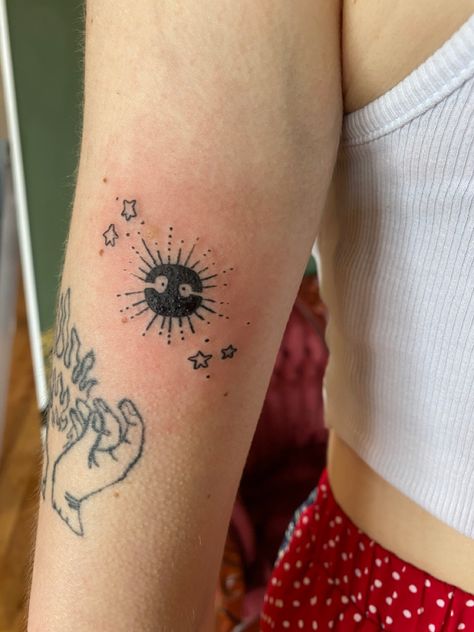 studio ghibli soot sprite tattoo. minimalist tattoo. spirited away tattoo Studio Ghibli Stick And Poke, Studio Ghibli Tattoo Black And White, Soot Spirit Tattoo, Soot Sprite Tattoo, Studio Ghibli Tattoo Ideas, Sprite Tattoo, Serious Tattoos, Ghibli Tattoos, Studio Ghibli Tattoo