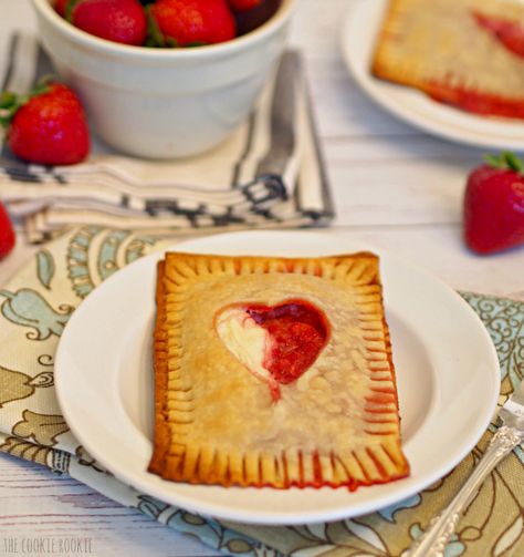 Copycat McDonalds Strawberry Cream Pie. Delicious and easy baked pie! Mcdonalds Strawberry Cream Pie, Strawberry Creme Pie, Copycat Mcdonalds, Strawberry Cream Pie Recipe, Strawberry Cream Cheese Pie, Cream Cheese Pie Recipes, Strawberry Cream Pie, Mcdonalds Recipes, Pumpkin Cream Pie